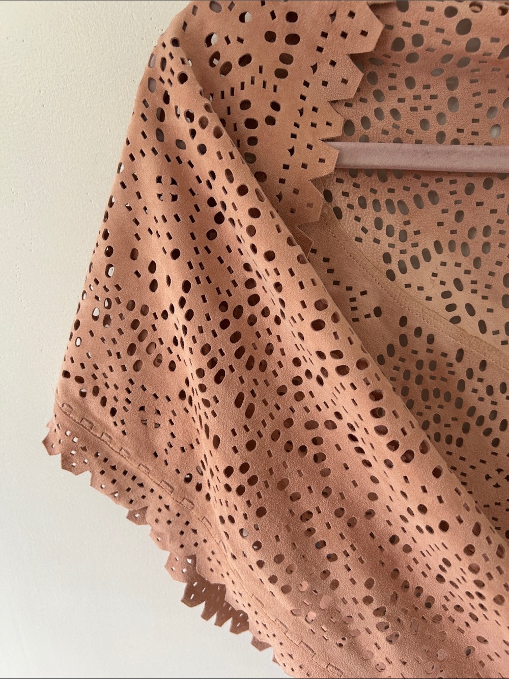 Kerry Grima Dusty Rose Laser-Cut Suede? Western Bohemian Festival Shawl Wrap - Picture 14 of 16